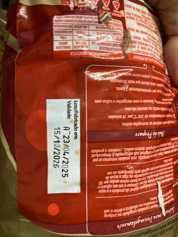 Mercado e padaria foram interditados por condições precárias de higiene por Divulgação