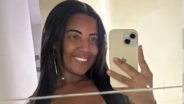 Mulher é esfaqueada e tem corpo queimado após recusar a se relacionar com ex-colega de trabalho