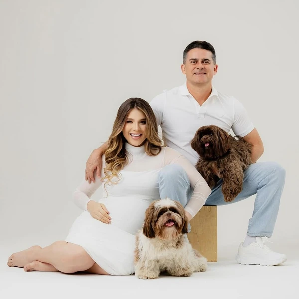 O prefeito de Manaus, David Almeida, e a esposa, Izabelle Fontenelle por Reprodução/Instagram