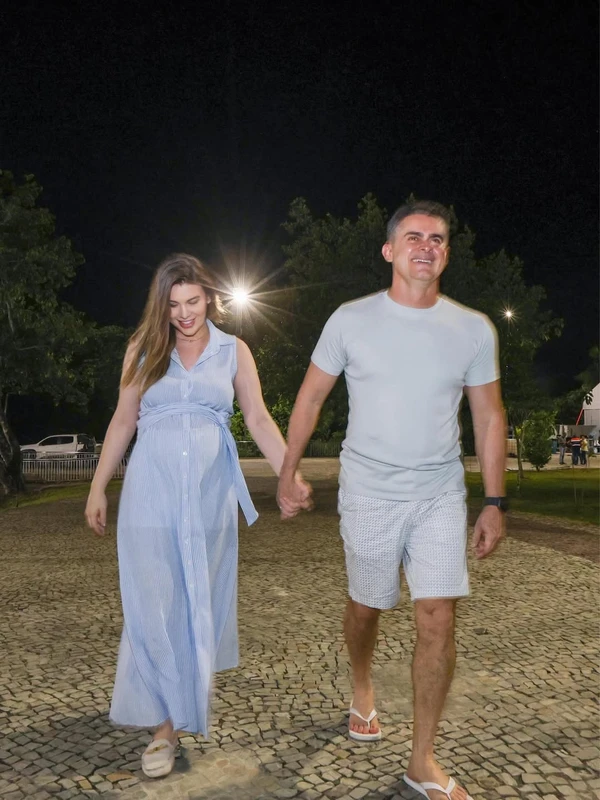 O prefeito de Manaus, David Almeida, e a esposa, Izabelle Fontenelle por Reprodução/Instagram