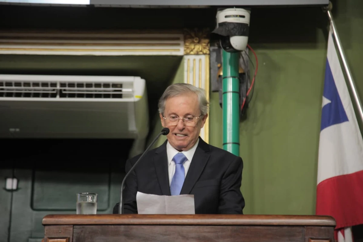 Luiz Lopes Mendonça Filho foi homenageado pela Câmara Municipal de Salvador por Sora Maia/CORREIO