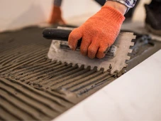 Imagem - Jovem de 29 anos inventa cimento magnético que vai mudar o sistema de construção do mundo; entenda como funciona