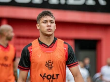 Imagem - Meia formado pelo Vitória lidera time para vaga na Série D: ‘Merecido demais’