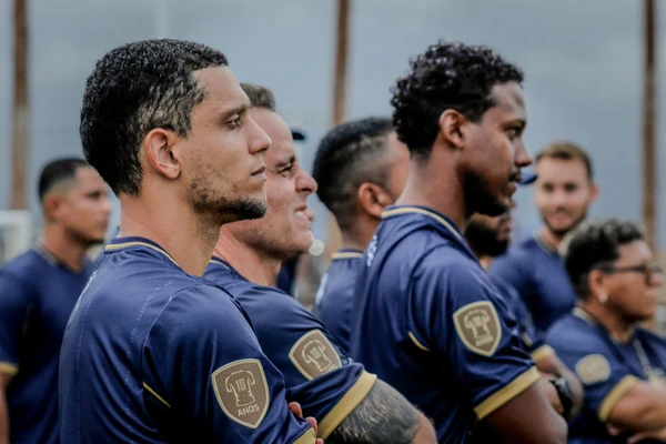 Barradão é escolhido para lançamento oficial de camisa exclusiva da CBF por Divulgação