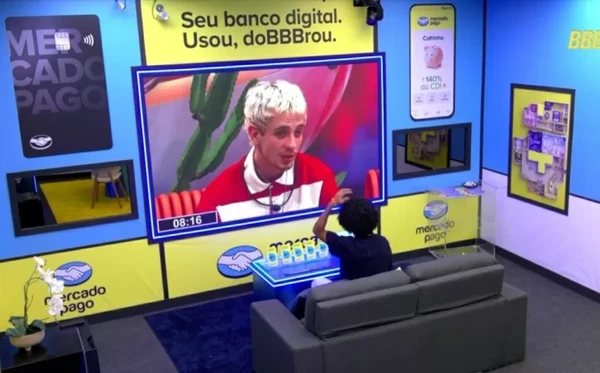 Breno escolheu Juliano como acompanhante no Quarto Secreto