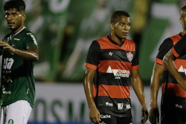 Gabriel Bispo com a camisa do Vitória por Denny Cesare/EC Vitória