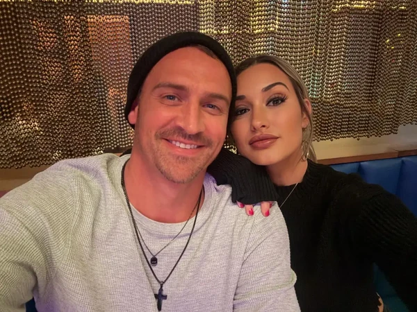 Ryan Lochte e Molly Gillihan por Reprodução/Instagram