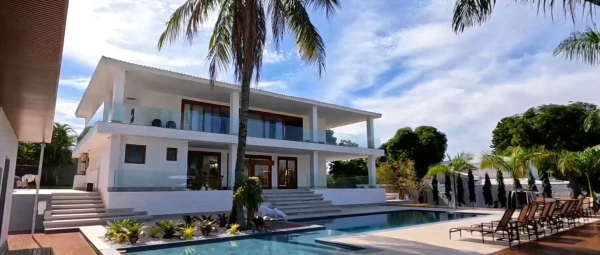 Sítio de Nicole Bahls por Reprodução/Instagram