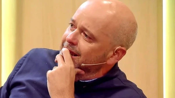 Alex Escobar por Reprodução