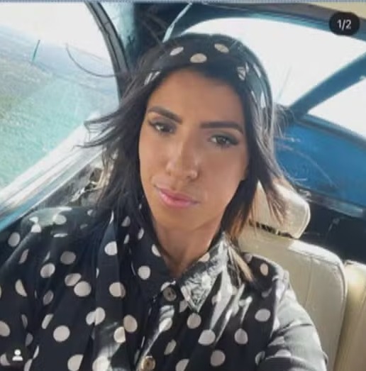 Fernanda Cabral por Redes sociais