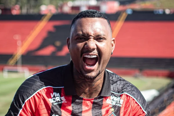 Luan Cândido foi contratado por empréstimo junto ao RB Bragantino por Victor Ferreira/ECV