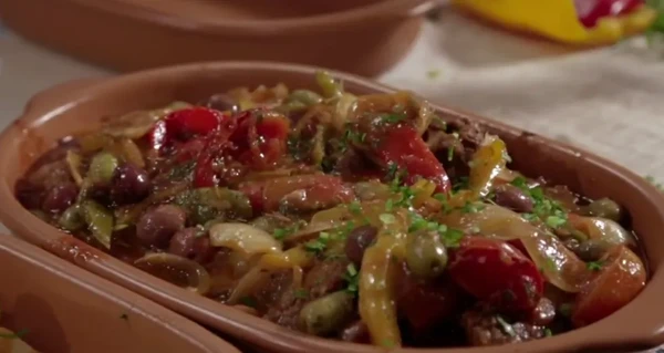 Rabada tradicional da Velha Guarda da Portela por Reprodução/Receitas Globo 