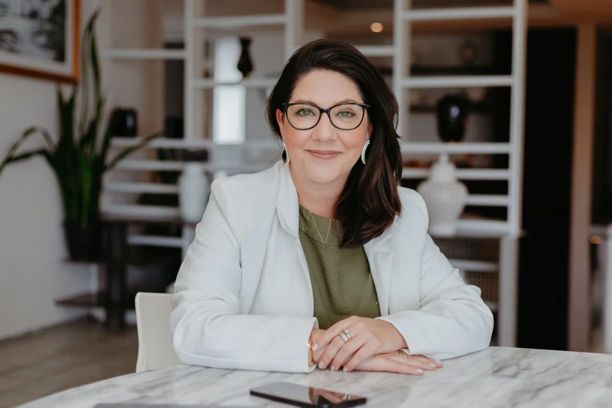  Ana Addobbati é fundadora da Livre de Assédio, organização que desde 2017 desenvolve soluções integradas para empresas com foco em prevenção ao assédio, ESG, governança e cultura organizacional