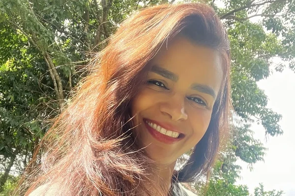 Cantora gospel Damares