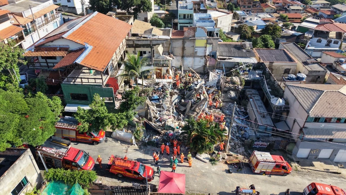 Desabamento aconteceu em casa de reopouso em Belo Horizonte por Reprodução