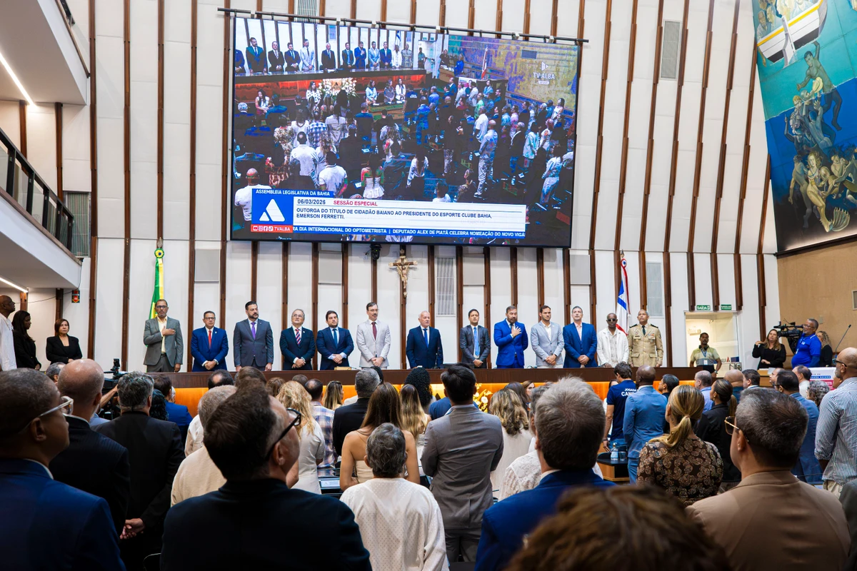 Emerson Ferretti recebe título de Cidadão Baiano por Junior Ribeiro/EC bahia - Associação