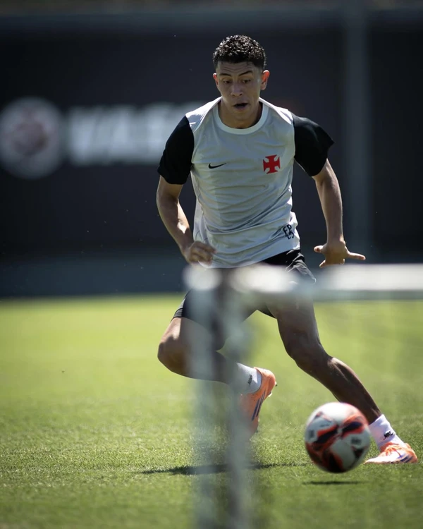 Johan Rojas, jogador do Vasco por Reprodução/Instagram