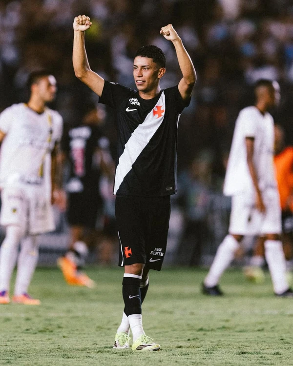 Johan Rojas, jogador do Vasco por Reprodução/Instagram