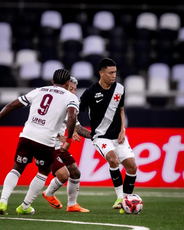Johan Rojas, jogador do Vasco por Reprodução/Instagram