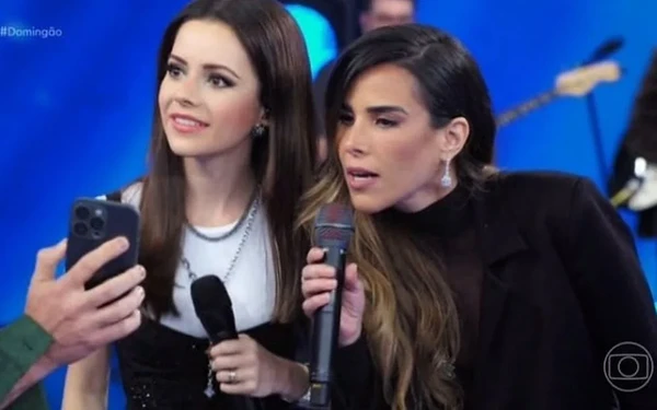 Sandy e Wanessa por Reprodução