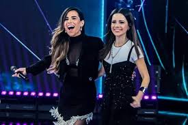 Sandy e Wanessa por Reprodução