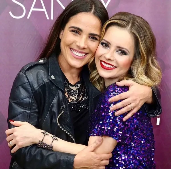 Sandy e Wanessa por Reprodução