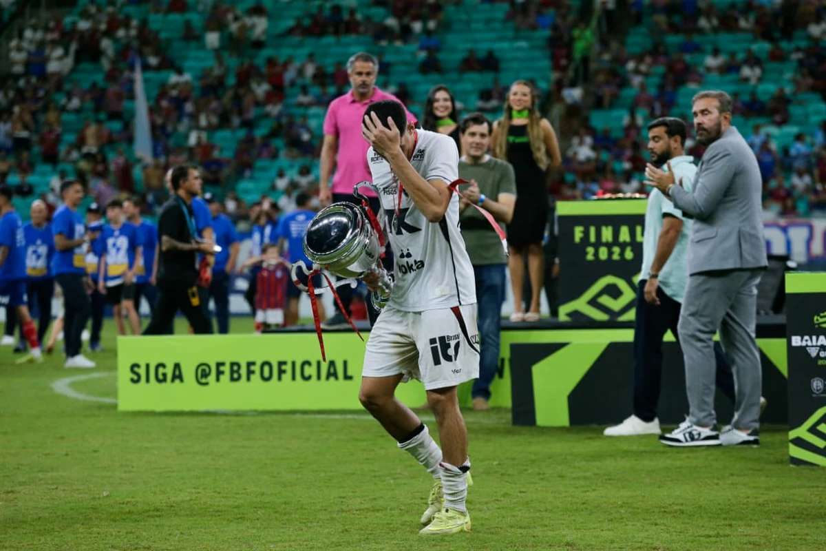 Baralhas foi um dos jogadores que lamentaram a derrota para o Bahia no clássico