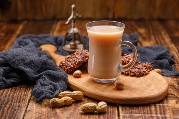 Chá de amendoim por Reprodução