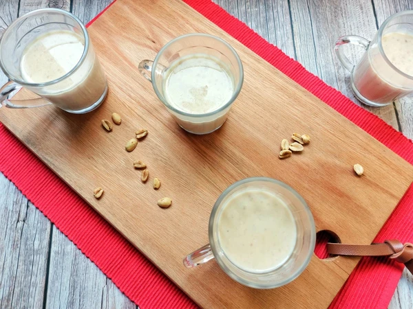 Chá de amendoim por Reprodução