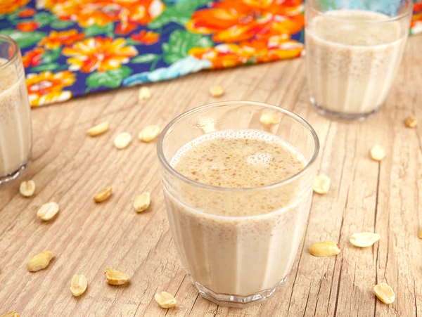 Chá de amendoim por Reprodução