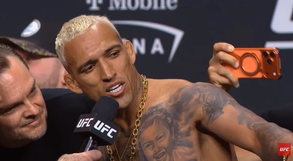 Charles do Bronx por Reprodução