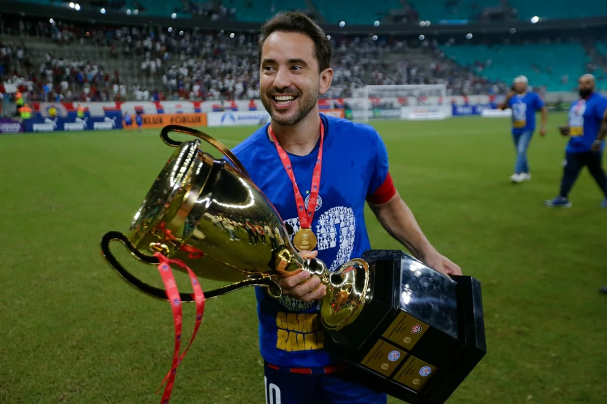 Jogadores do Bahia celebrando a conquista do Campeonato Baiano por Arisson Marinho/CORREIO