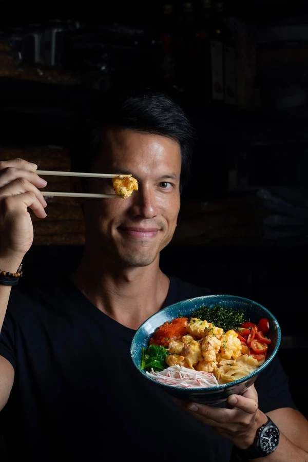 Leo Young por Reprodução/Instagram