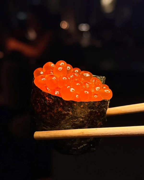 Pratos do TATÁ Sushi de Leo Young por Reprodução