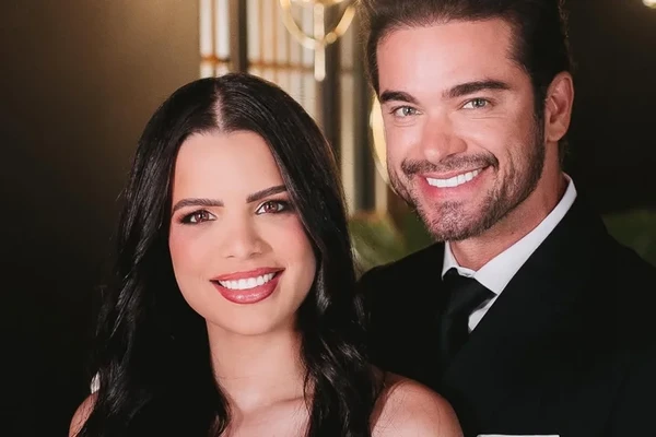 Sidney Sampaio e sua esposa, Luana Sales por Reprodução/Redes Sociais 