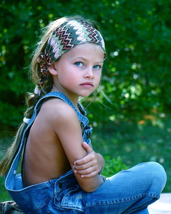 Thylane Blondeau quando era criança por Reprodução/Instagram