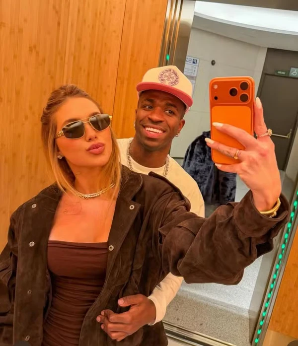 Virginia Fonseca e Vini Jr. por Reprodução