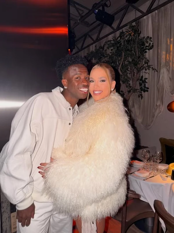 Virginia Fonseca e Vini Jr. por Reprodução