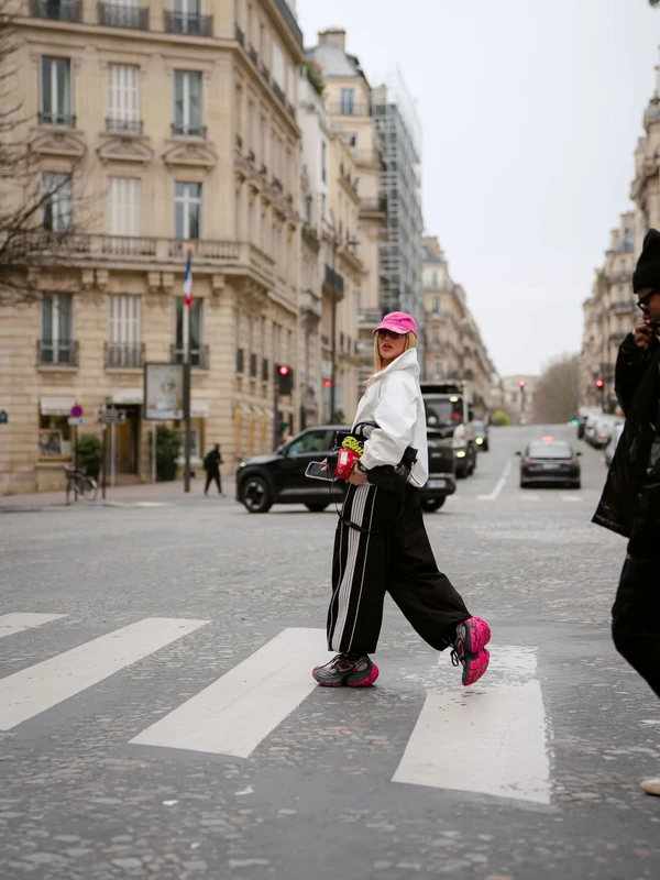 Virginia Fonseca em Paris por Reprodução/Instagram