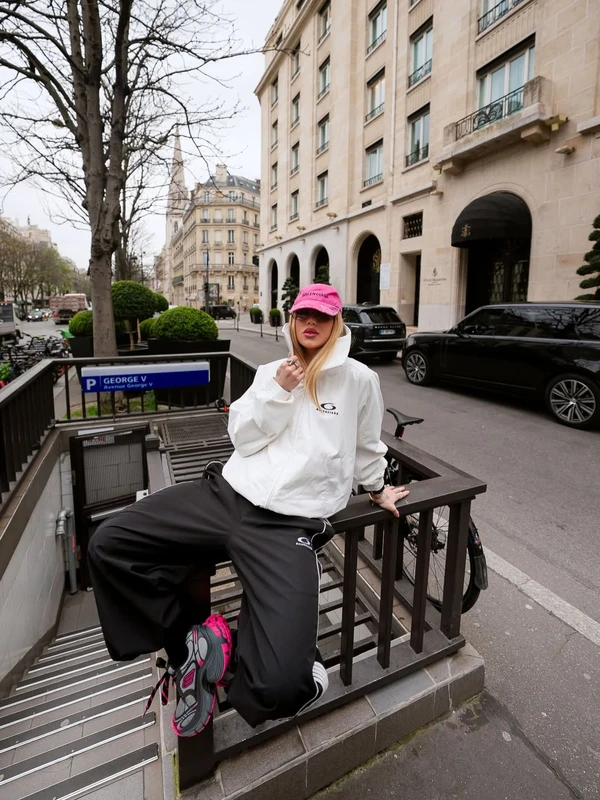 Virginia Fonseca em Paris por Reprodução/Instagram