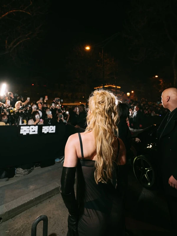 Virginia Fonseca em Paris por Reprodução/Instagram