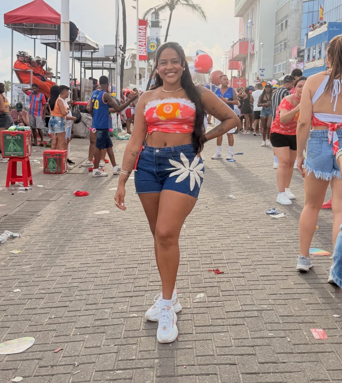 Influenciadora Naay Lins por Reprodução/Instagram