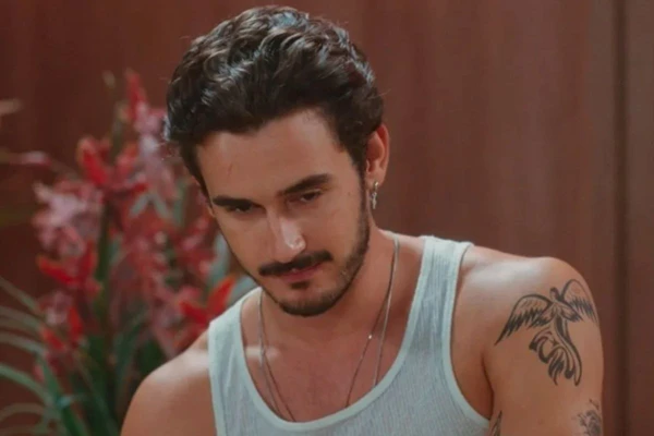 João Raul sofre acidente em 'Coração Acelerado'