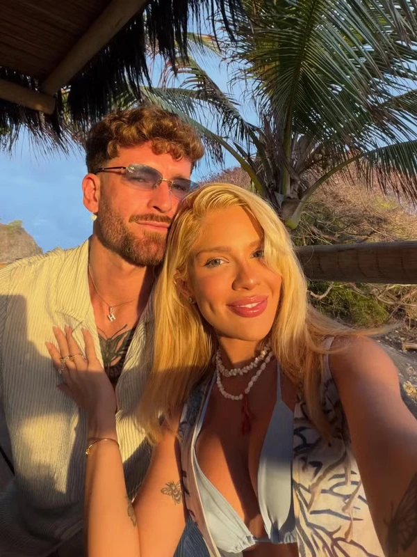 Léo Pereira e Karoline Lima por Reprodução