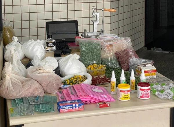 Material apreendido durante ação policial