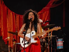 Imagem - Guitarrista Andrezza faz show gratuito no Teatro Sesc Casa do Comércio nesta sexta (13)