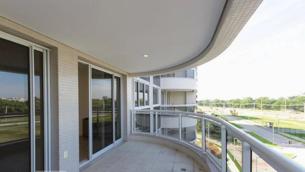 Babu Santana mora atualmente em apartamento alugado na Barra da Tijuca por Reprodução