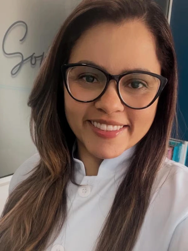 Bella Campos e a irmã mais velha, Tassila Campos por Reprodução/Instagram