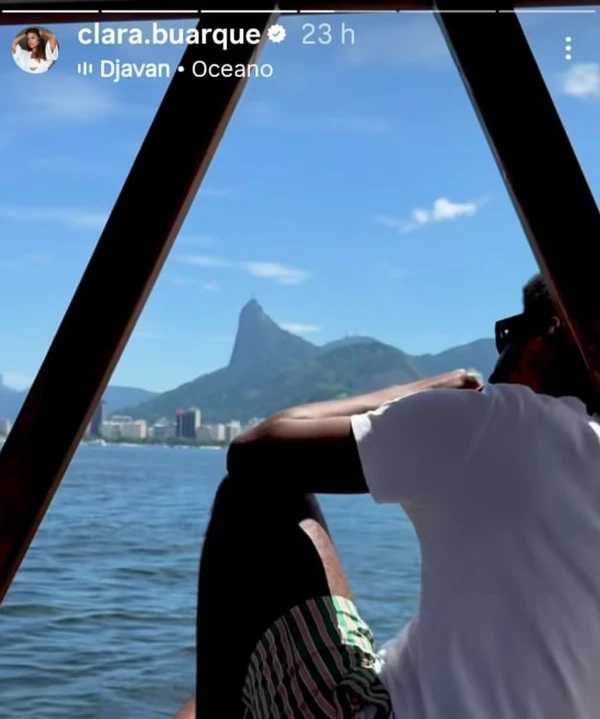 Clara Buarque e João Pedro Januário foram vistos juntos desde o Réveillon por Reprodução | Instagram