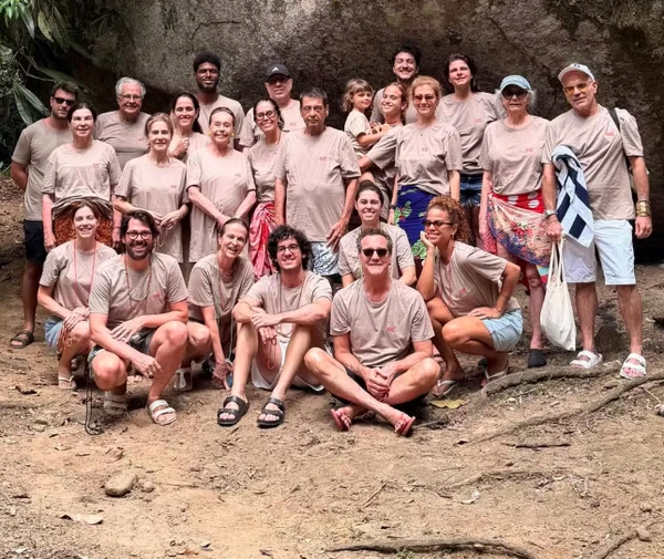 Clara Buarque e João Pedro Januário foram vistos juntos desde o Réveillon por Reprodução | Instagram